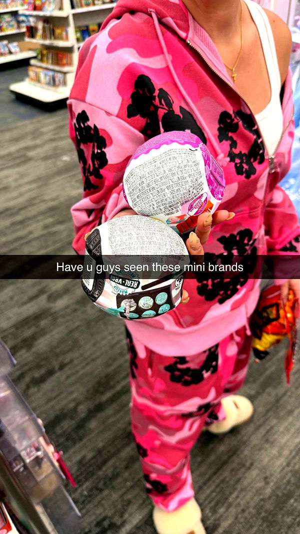 camilla_classy image ~ Altpins