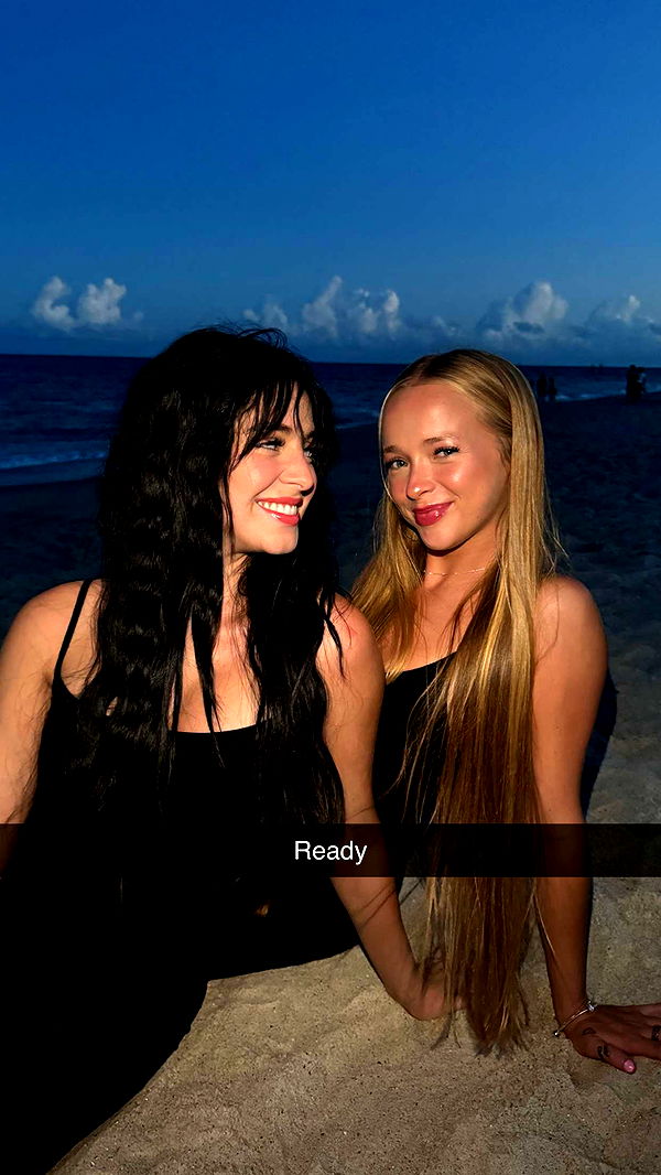 camilla_classy image ~ Altpins