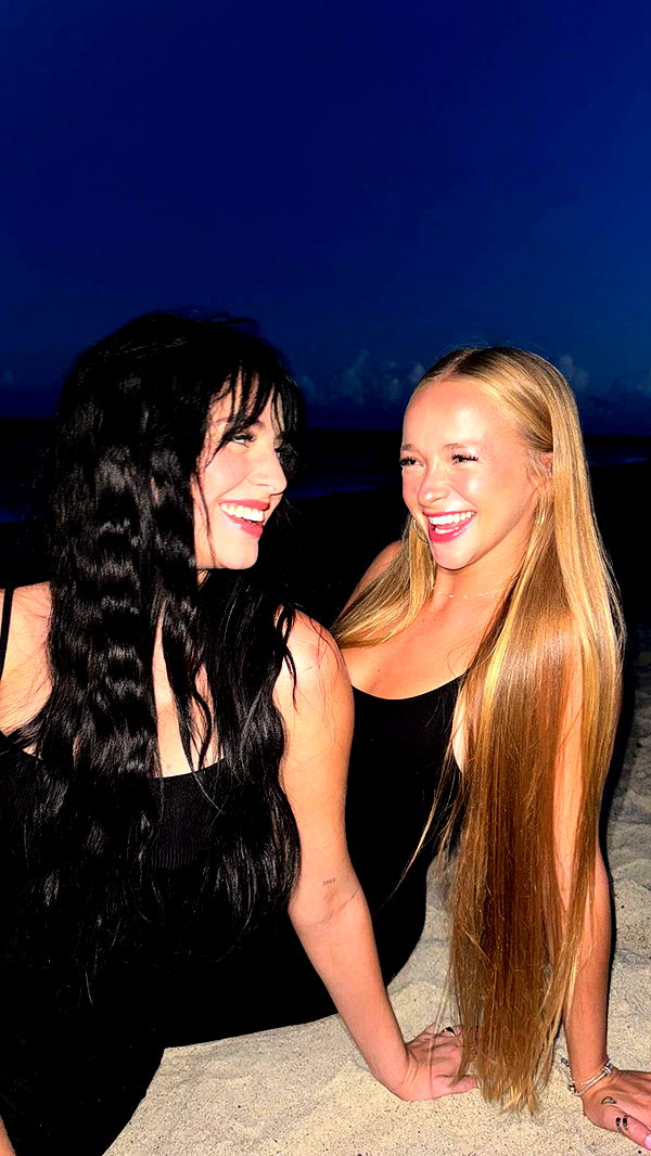 camilla_classy image ~ Altpins