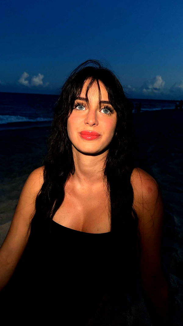 camilla_classy image ~ Altpins