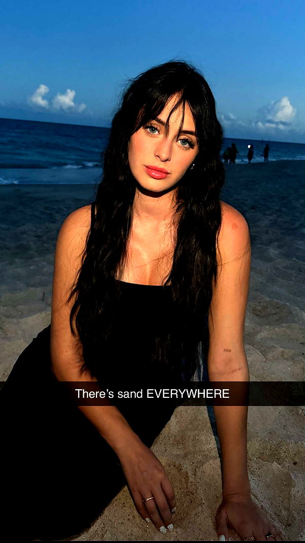 camilla_classy image ~ Altpins