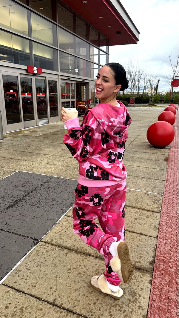 camilla_classy image ~ Altpins