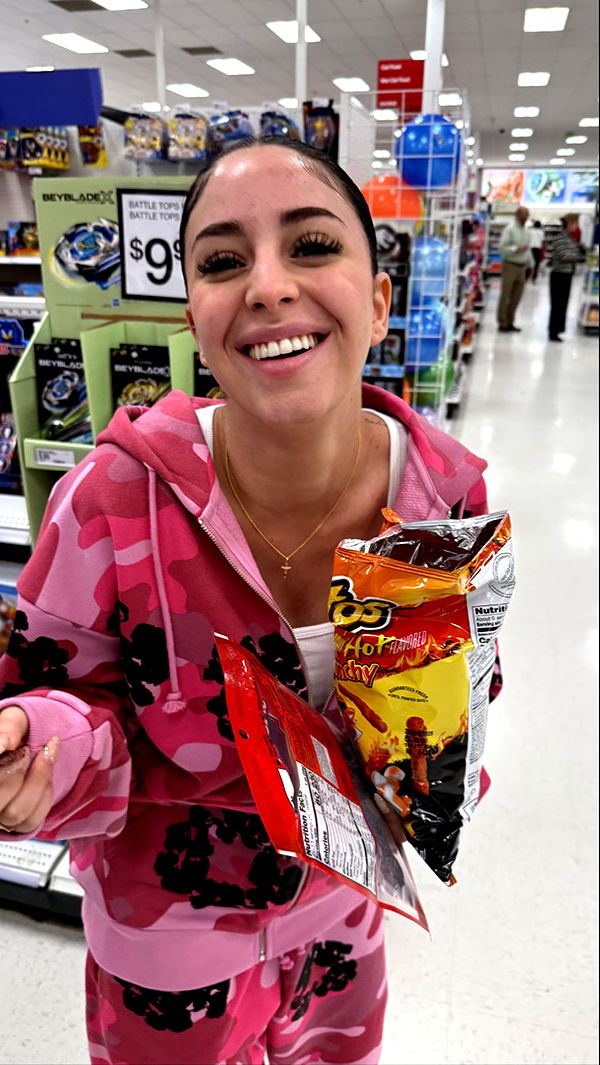 camilla_classy image ~ Altpins