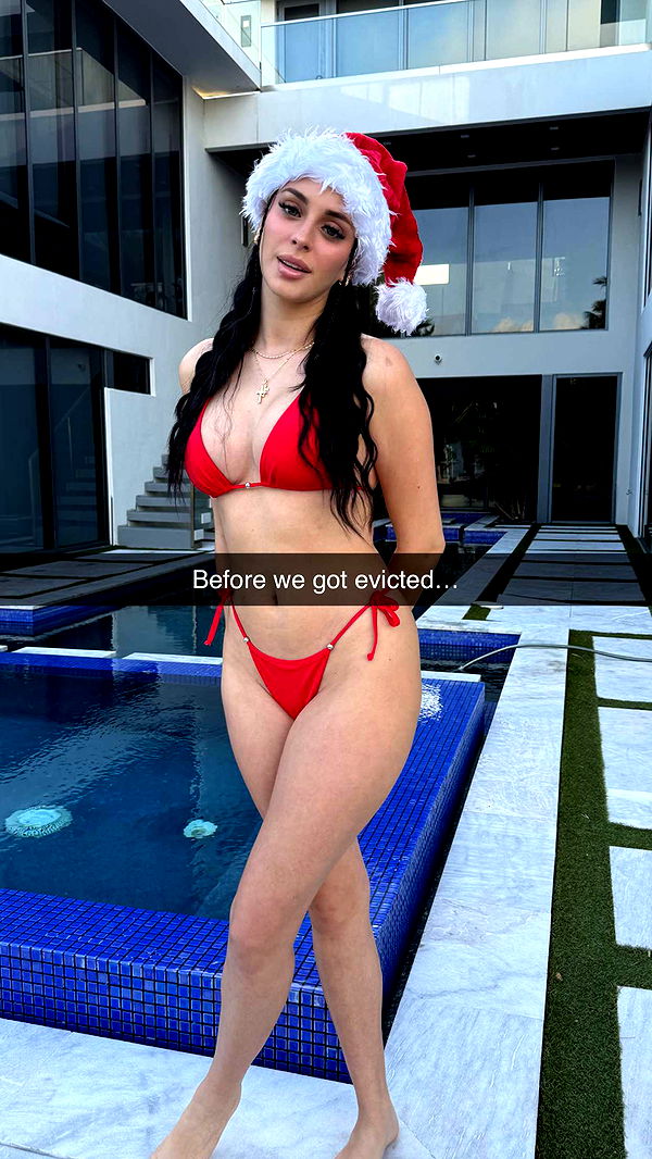 camilla_classy image ~ Altpins