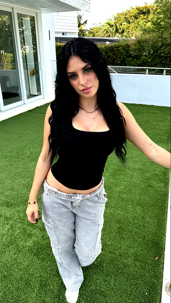 camilla_classy image ~ Altpins