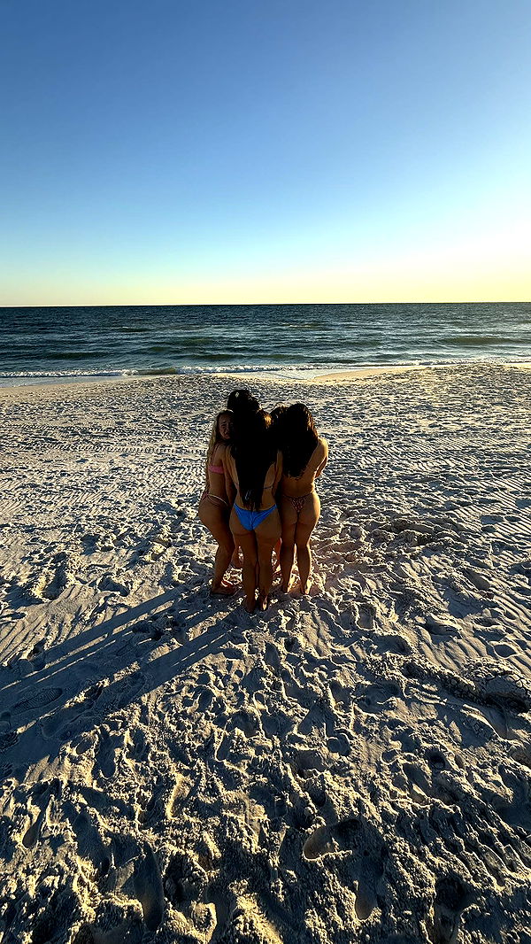 camilla_classy image ~ Altpins