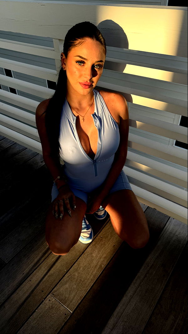 camilla_classy image ~ Altpins