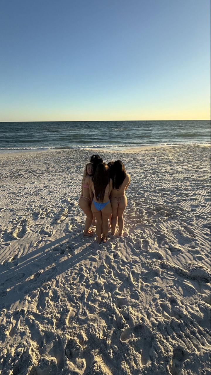 camilla_classy snapchat image archive image