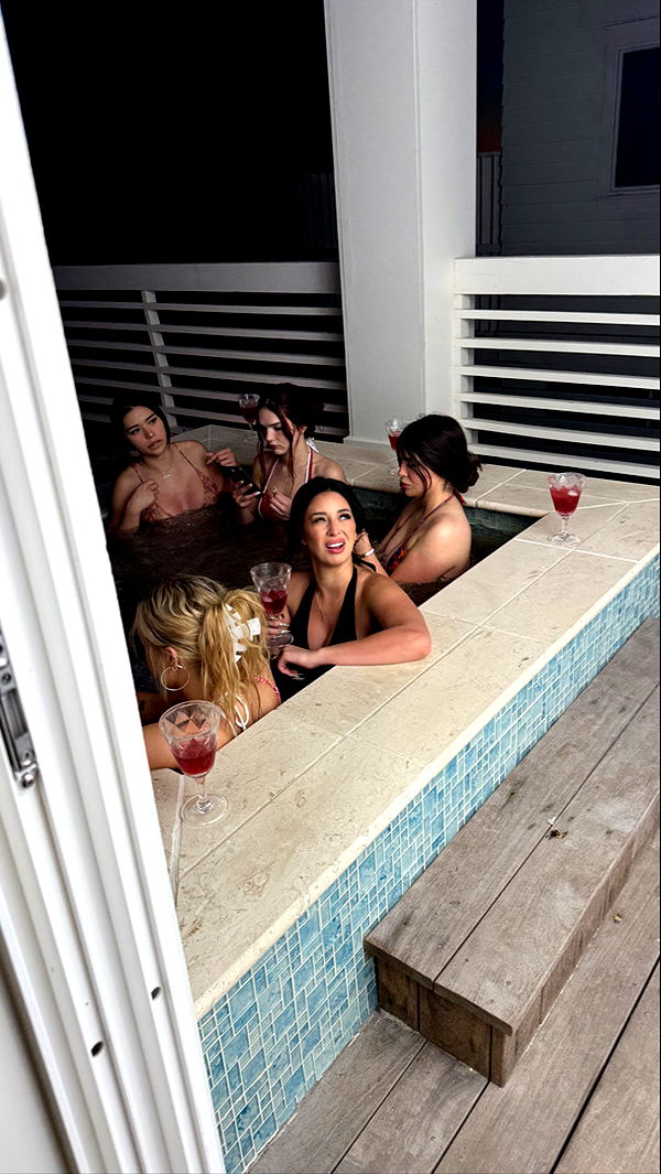 camilla_classy image ~ Altpins