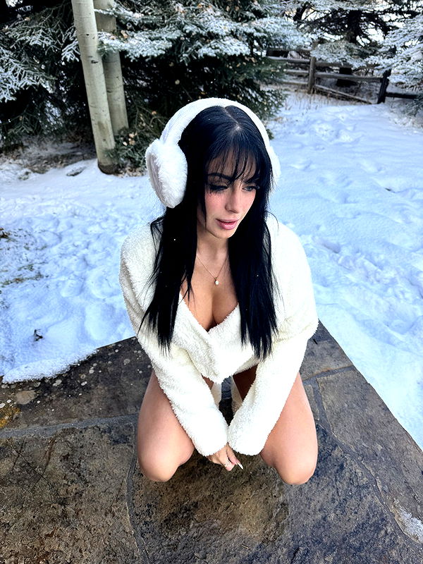 camilla_classy image ~ Altpins