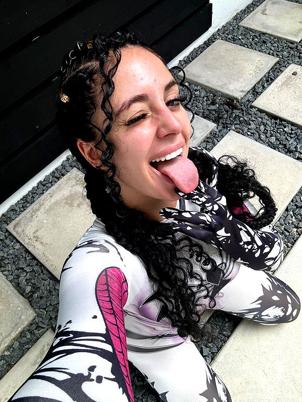 camilla_classy image ~ Altpins