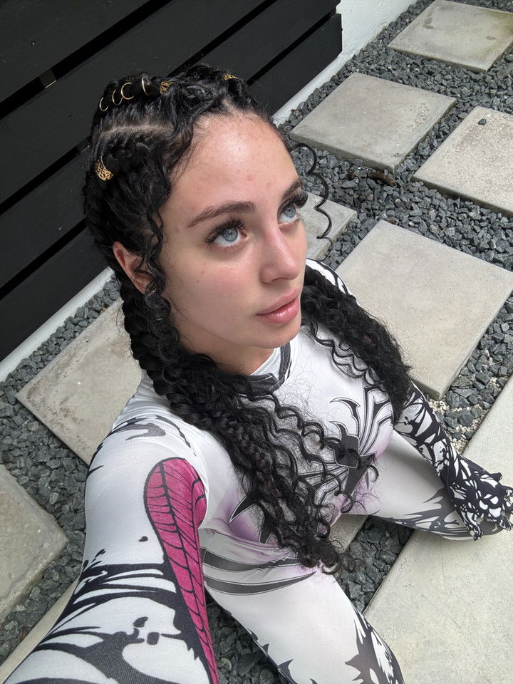 camilla_classy snapchat image archive image