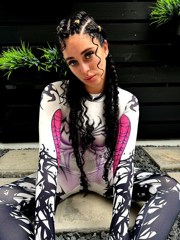 camilla_classy image ~ Altpins