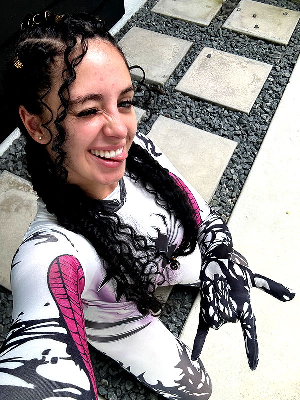 camilla_classy image ~ Altpins