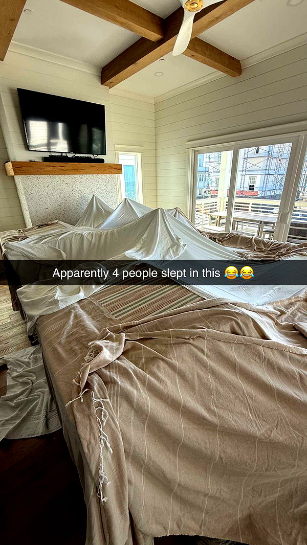 camilla_classy image ~ Altpins