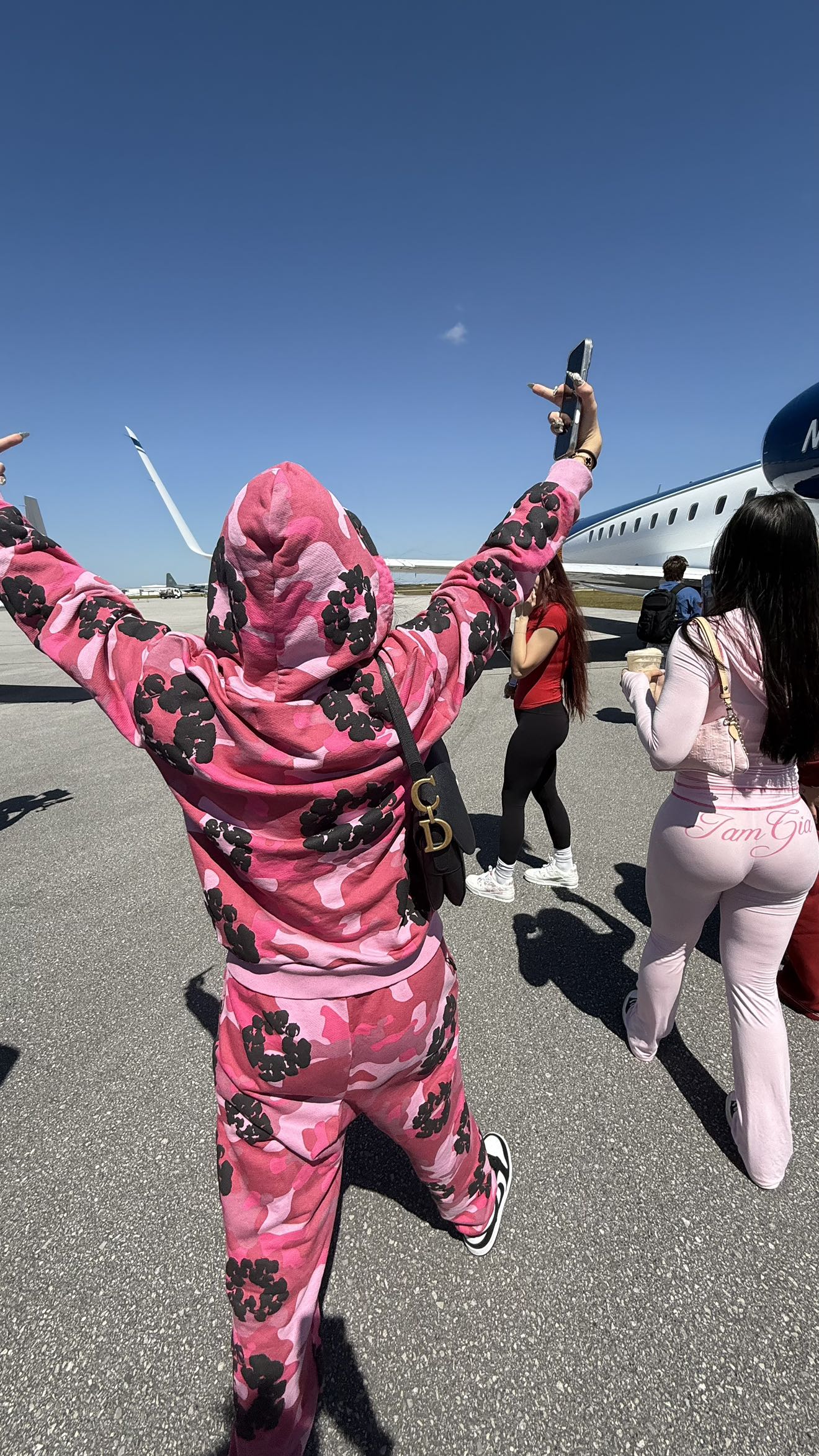 camilla_classy snapchat image archive image