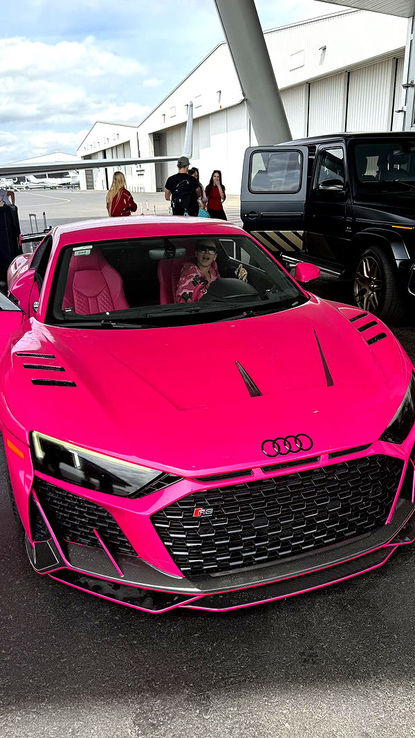 camilla_classy image ~ Altpins