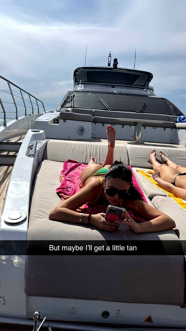 camilla_classy image ~ Altpins