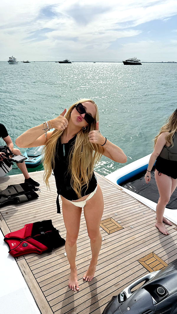 camilla_classy image ~ Altpins