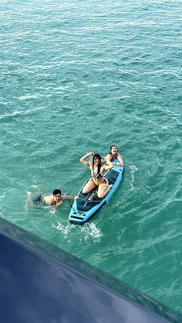 camilla_classy image ~ Altpins