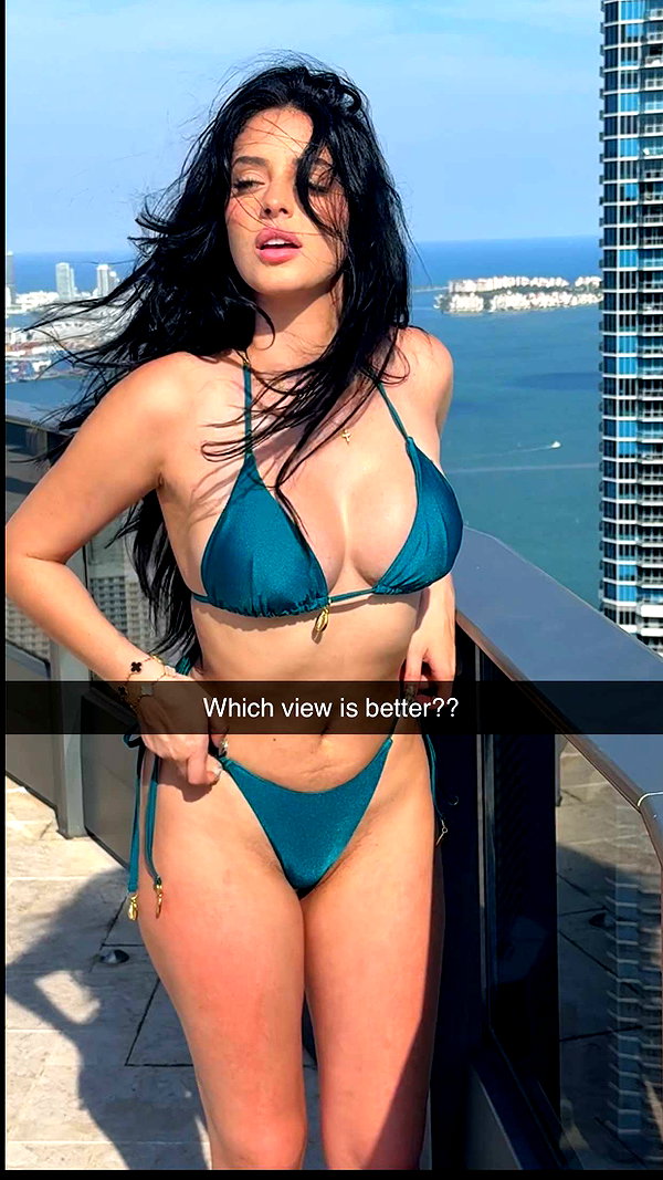 camilla_classy snapchat image archive image