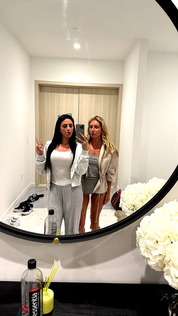 camilla_classy snapchat image archive image