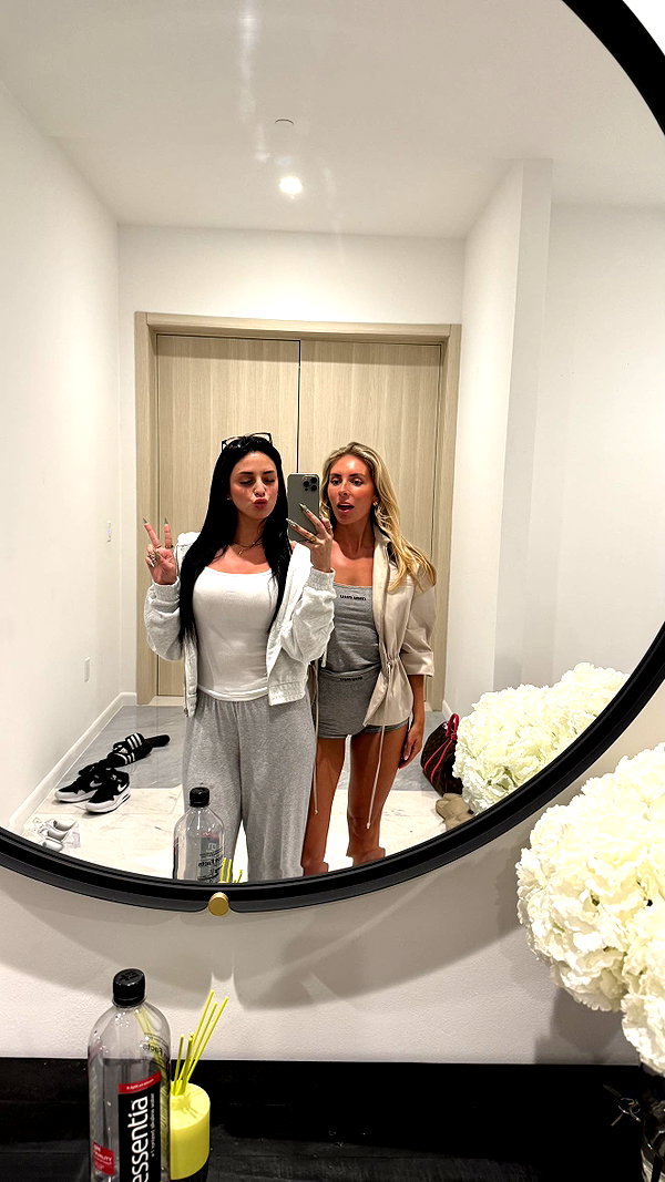 camilla_classy snapchat image archive image