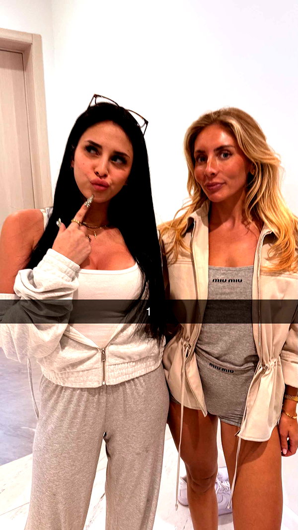 camilla_classy snapchat image archive image