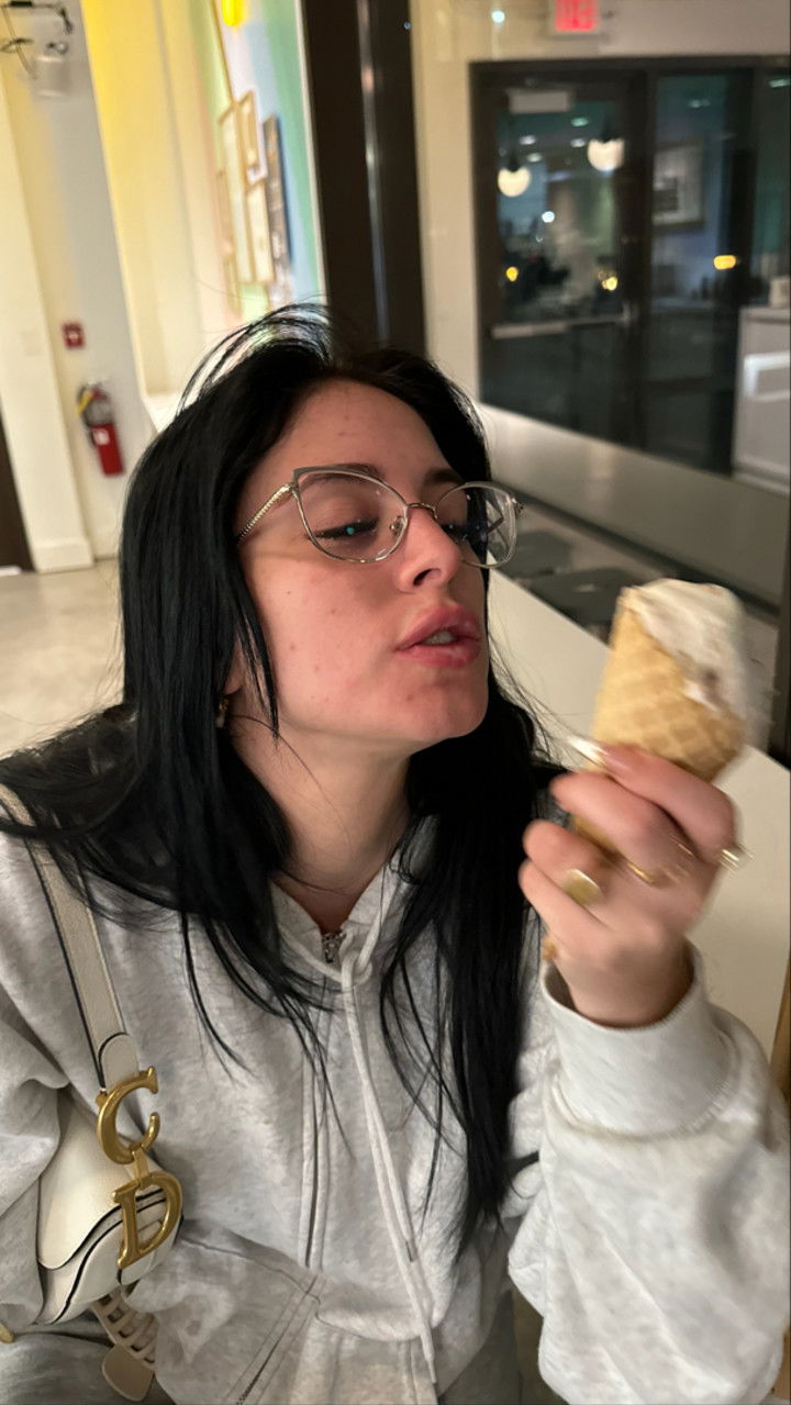 camilla_classy snapchat image archive image