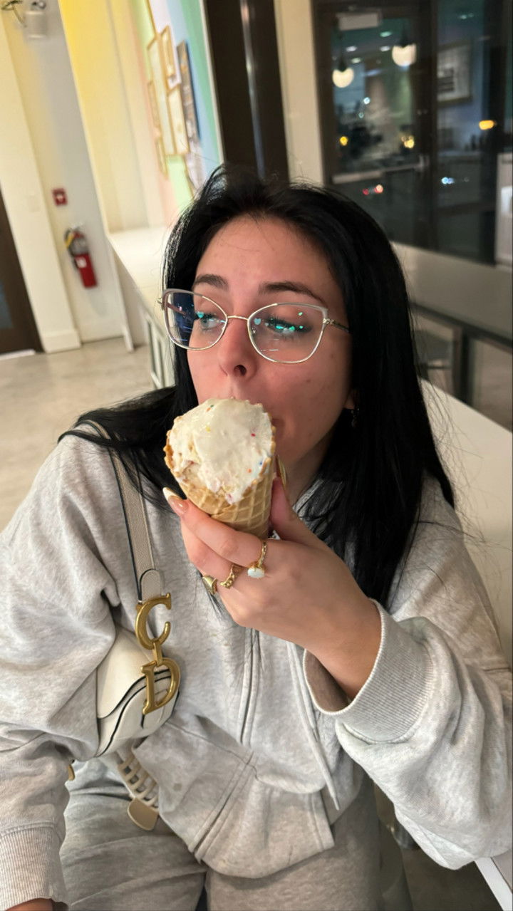 camilla_classy snapchat image archive image