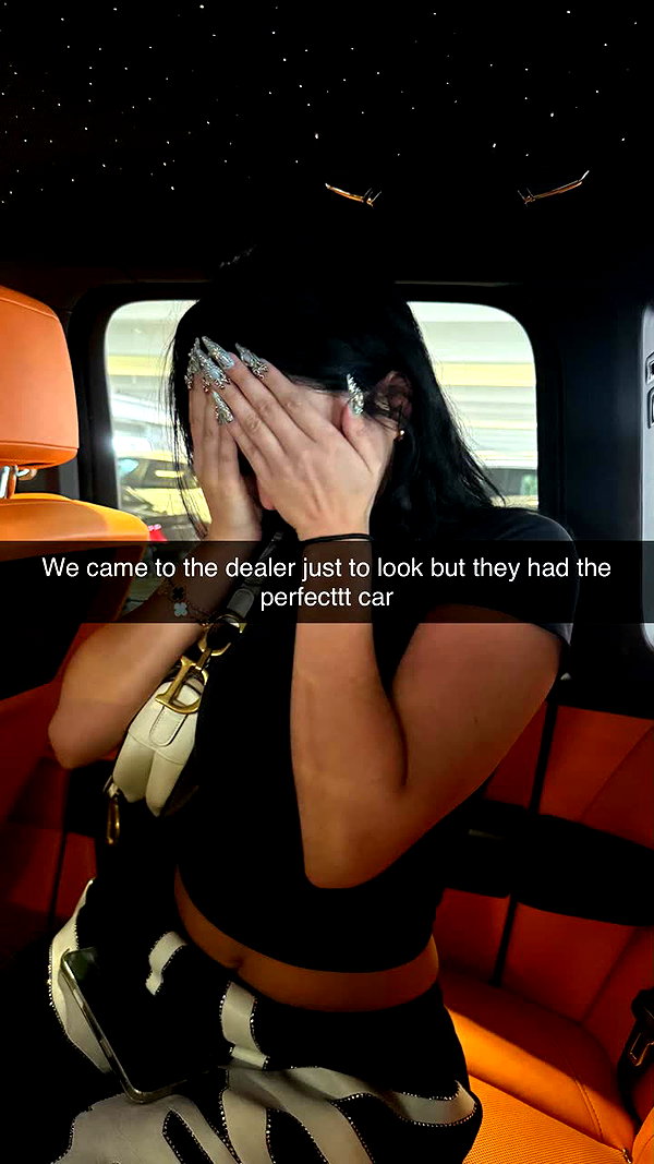 camilla_classy snapchat image archive image