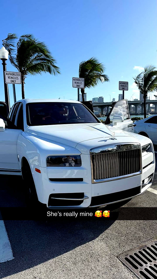 camilla_classy snapchat image archive image