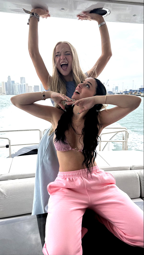 camilla_classy snapchat image archive image