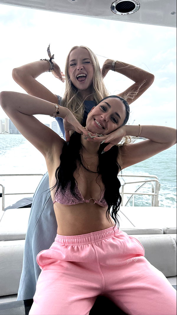 camilla_classy snapchat image archive image