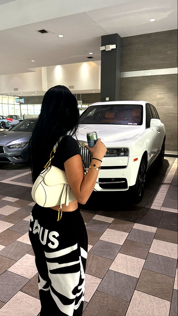 camilla_classy snapchat image archive image