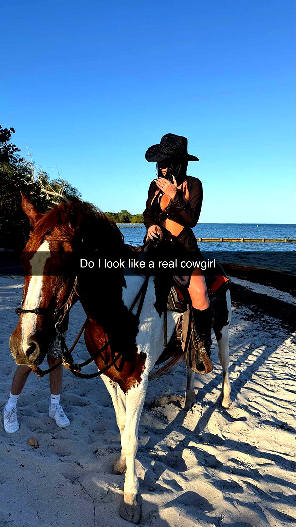 camilla_classy snapchat image archive image
