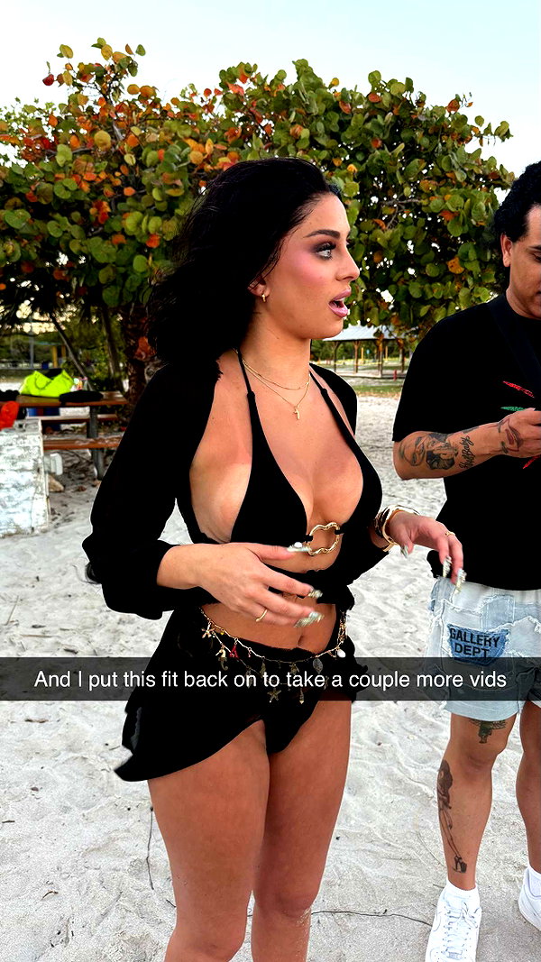 camilla_classy snapchat image archive image