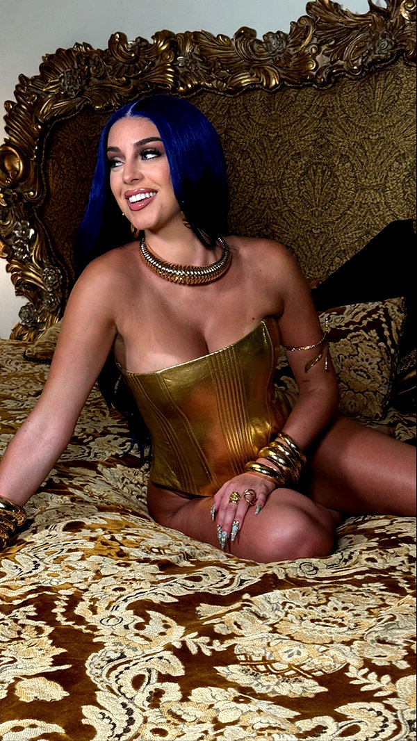 camilla_classy snapchat image archive image