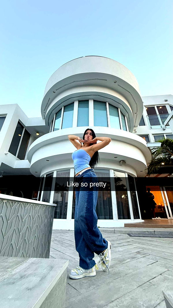 camilla_classy snapchat image archive image