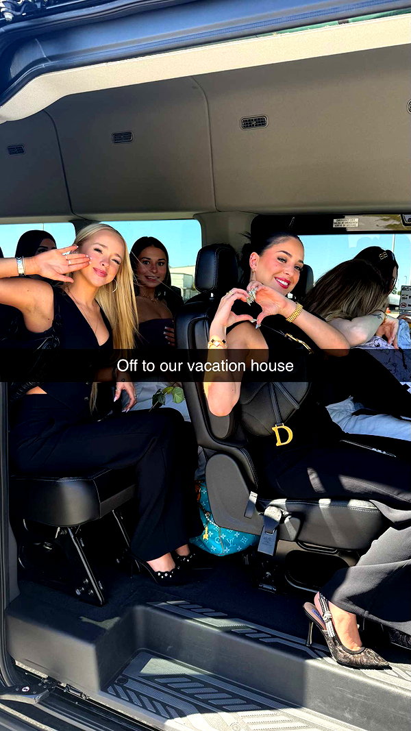 camilla_classy snapchat image archive image