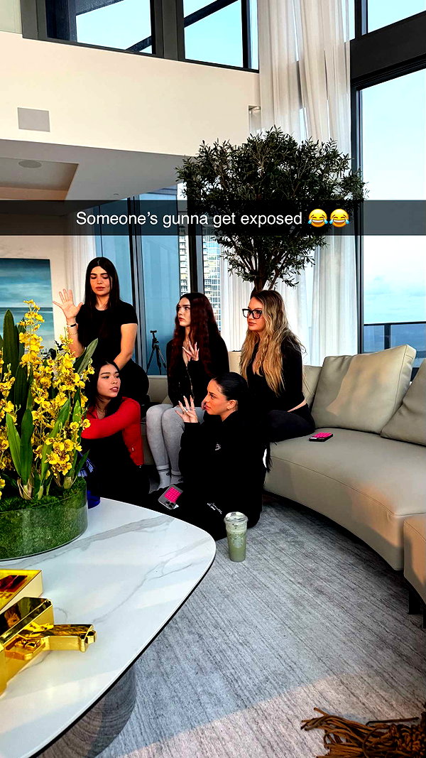 camilla_classy snapchat image archive image