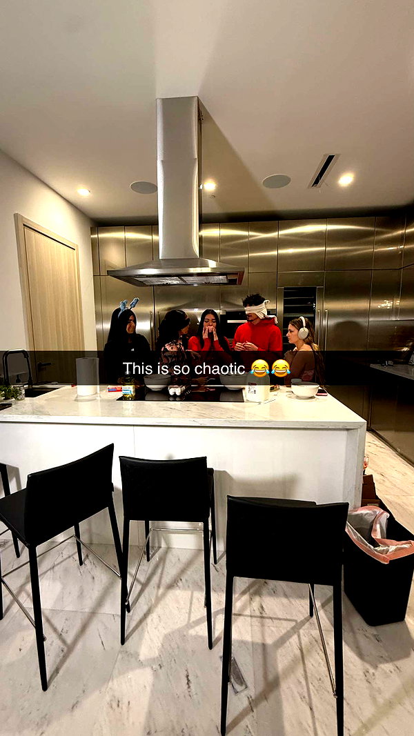 camilla_classy snapchat image archive image