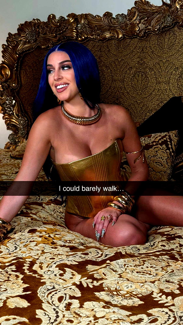 camilla_classy snapchat image archive image