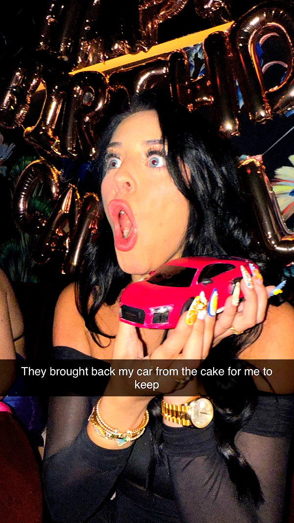 camilla_classy snapchat image archive image