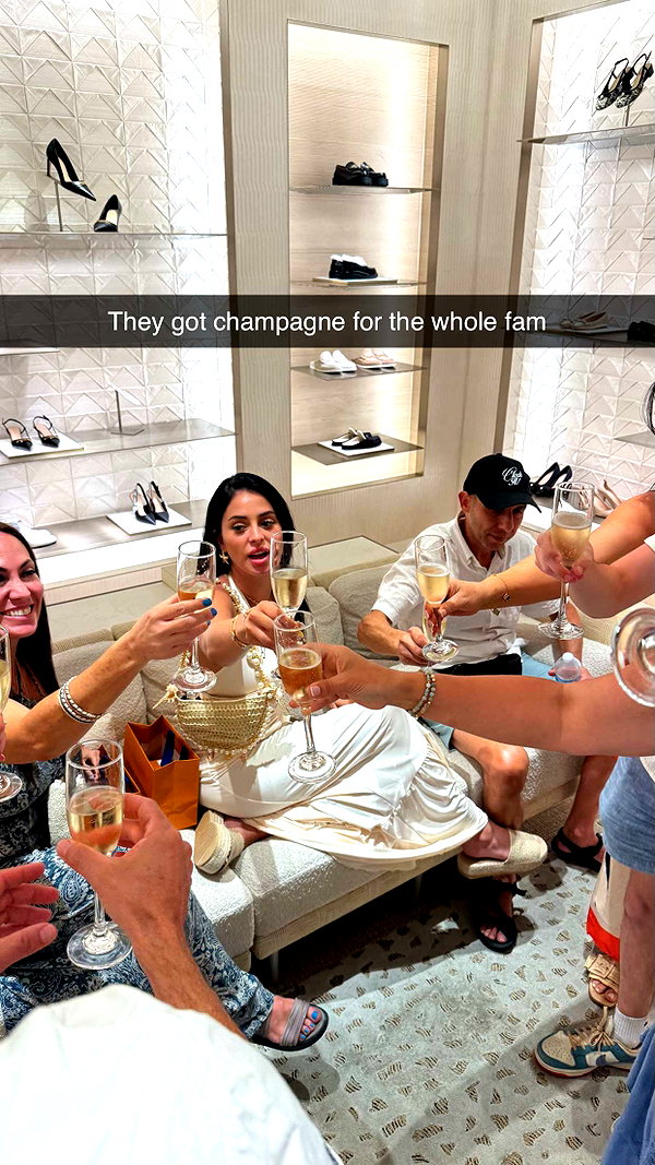 camilla_classy snapchat image archive image