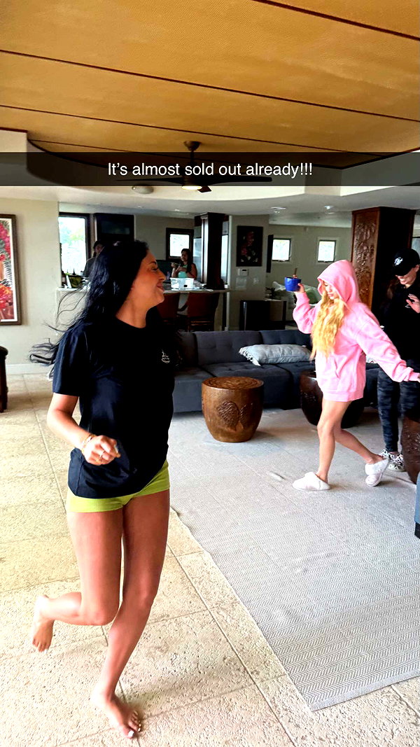 camilla_classy snapchat image archive image