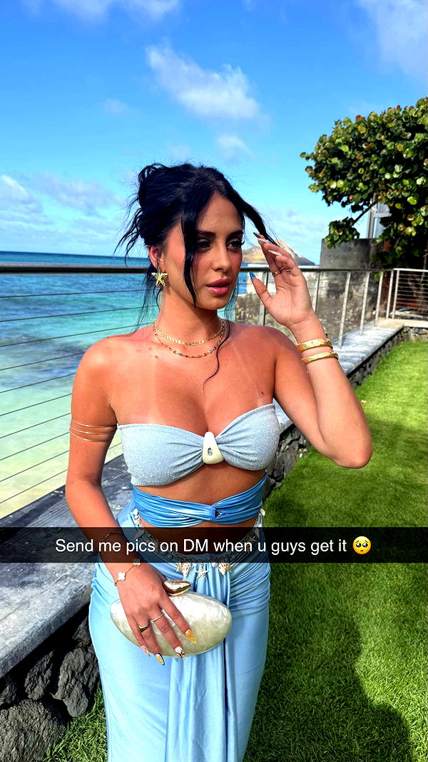 camilla_classy snapchat image archive image