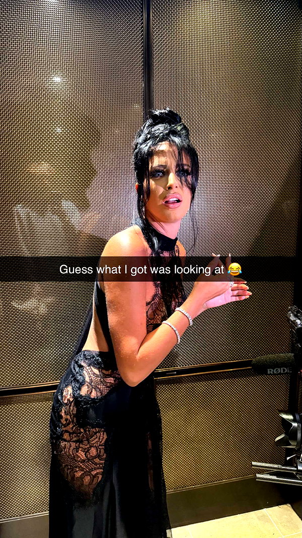 camilla_classy snapchat image archive image