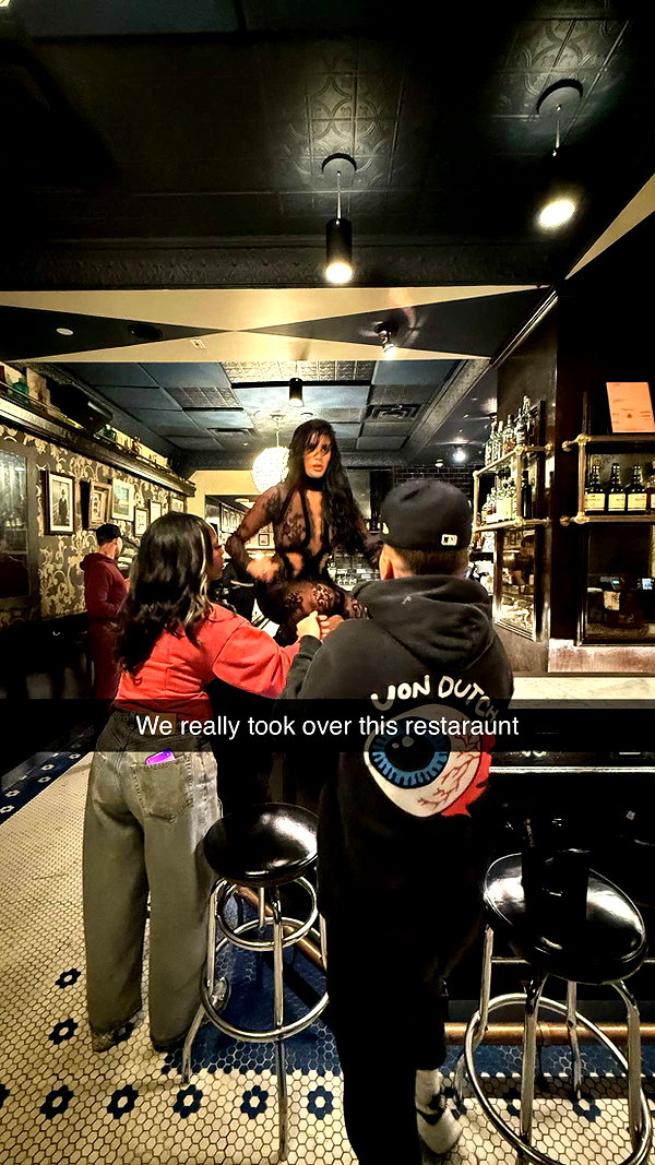 camilla_classy snapchat image archive image
