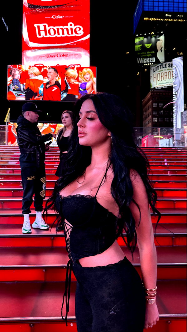camilla_classy snapchat image archive image
